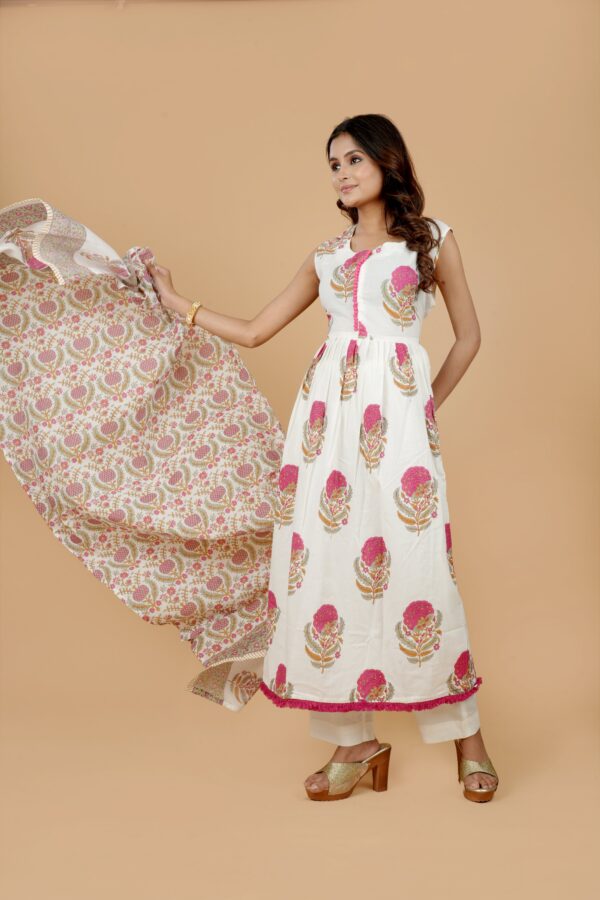 White Printed Kurta with Jacket & Pants - Image 5