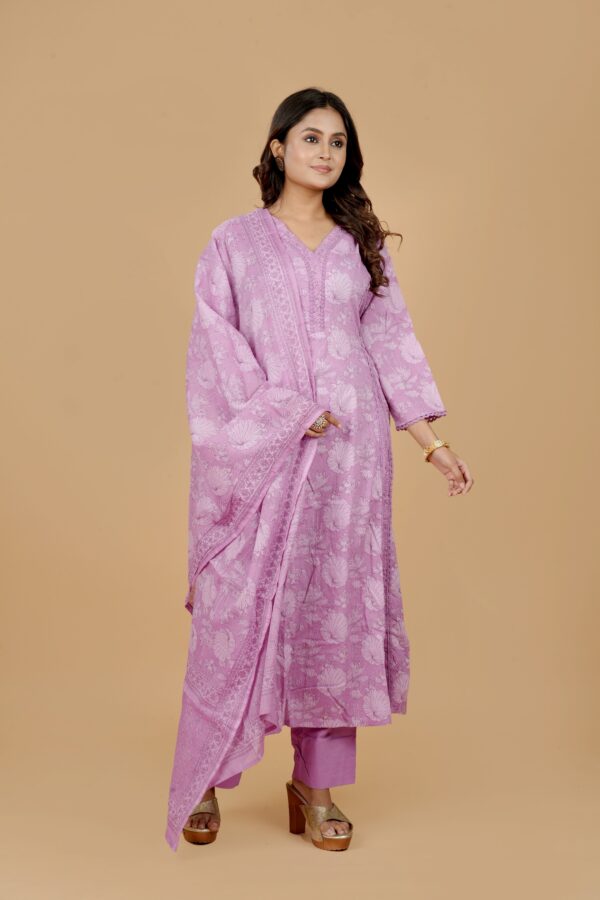 Lavender Floral Kurta with Pants & Dupatta Set - Image 2