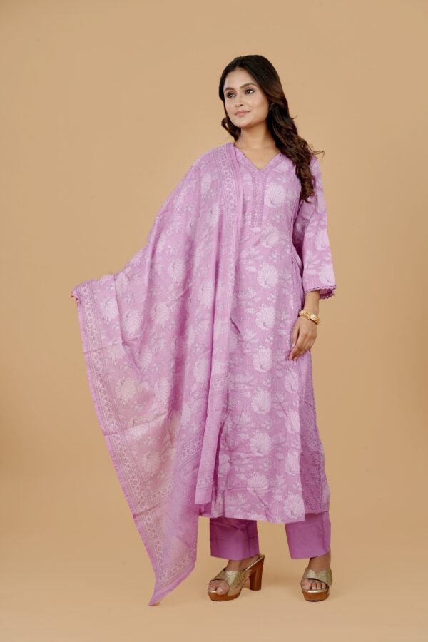 Lavender Floral Kurta with Pants & Dupatta Set - Image 3