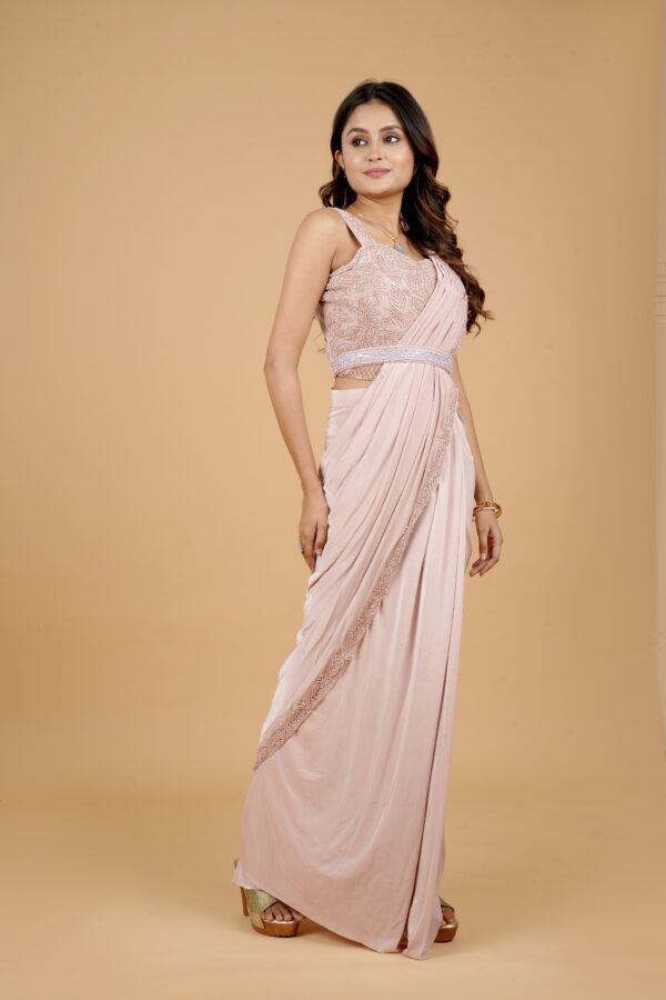 Peach Saree with Embellished Blouse and Belt - Image 4