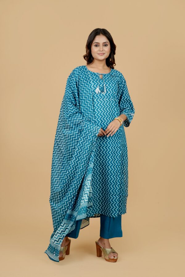 Teal Zigzag Print Kurti with Pants & Dupatta Set